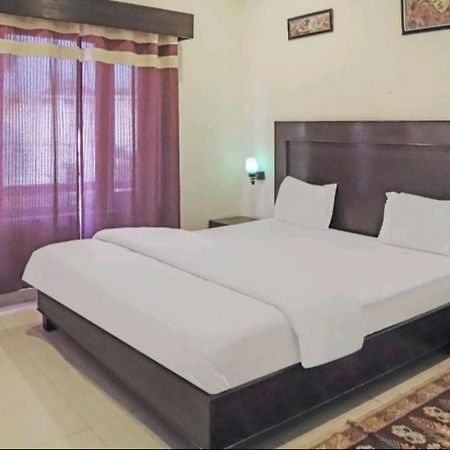Hotel Ramayana Khadzsuráhó Kültér fotó