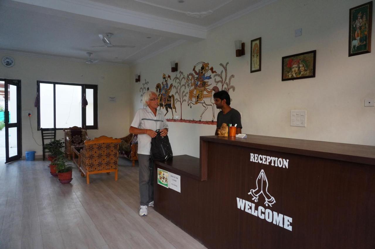 Hotel Ramayana Khadzsuráhó Kültér fotó