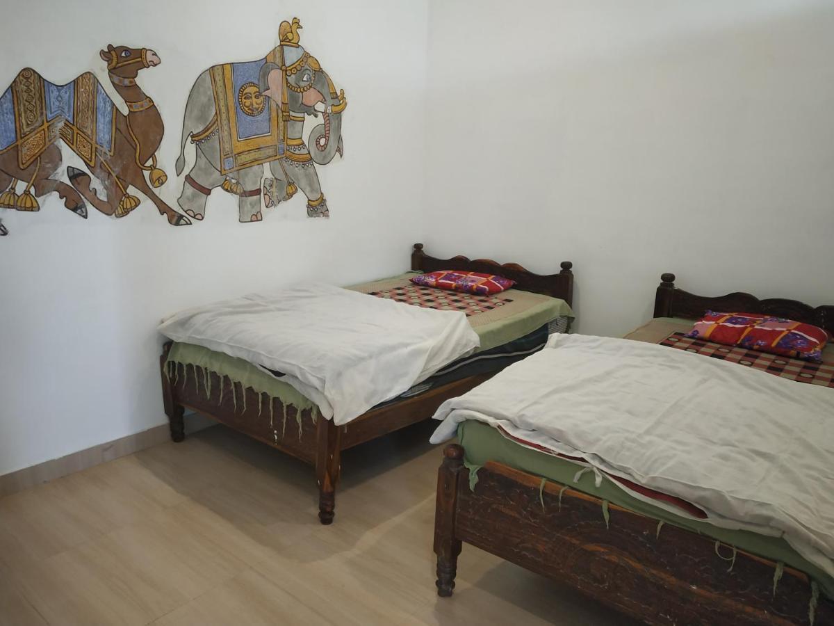 Hotel Ramayana Khadzsuráhó Kültér fotó